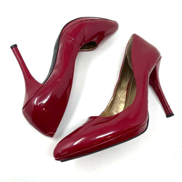 BCBGeneration Red Patent Leather High Heels Woman’s Size 9B Pointed Toe - Picture 10 of 10